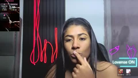 Snapshot of rubi_bigboobs chatting on June 2026 05:52:02 AM Rubi bigBoobs online show from June 2026 05:52:02 AM