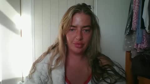Snapshot of rubyredxxxoxxx chatting on May 2026 06:07:01 AM rubyredxxxoxxx online show from May 2026 06:07:01 AM