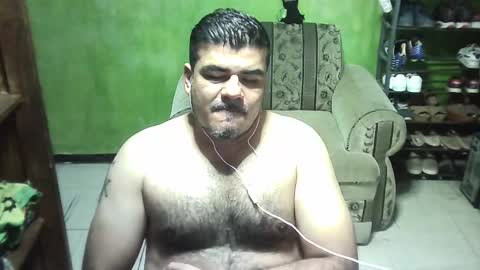 Snapshot of rudykruzpe chatting on December 2024 08:43:01 PM kruzpe online show from December 2024 08:43:01 PM