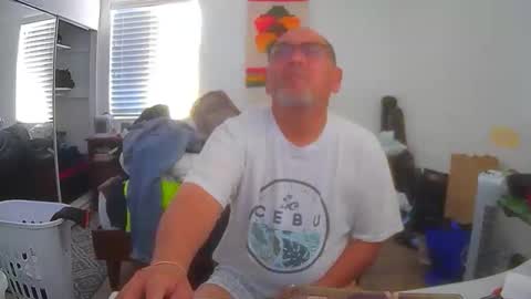 Snapshot of rueltrinidad73 chatting on May 2026 09:01:02 PM rueltrinidad73 online show from May 2026 09:01:02 PM