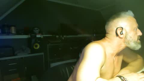 Snapshot of ruffi77 chatting on October 2025 12:25:01 AM Chico que rico Caliente online show from October 2025 12:25:01 AM