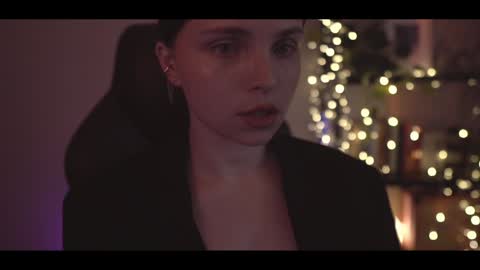 Snapshot of running_with_the_wolves chatting on December 2024 10:28:01 PM Elena online show from December 2024 10:28:01 PM