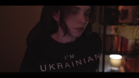 Snapshot of running_with_the_wolves chatting on February 2025 10:31:01 PM Elena online show from February 2025 10:31:01 PM