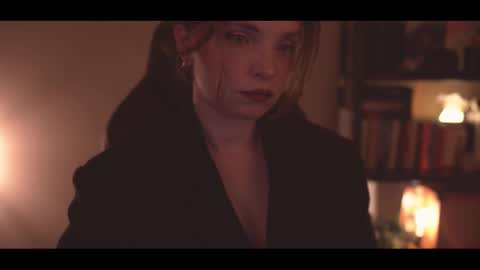 Snapshot of running_with_the_wolves chatting on November 2025 10:46:01 PM Elena online show from November 2025 10:46:01 PM