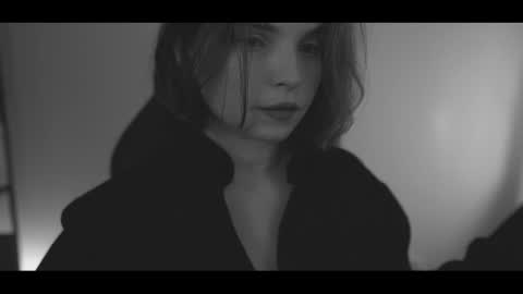 Elena online show from January 2026 11:07:01 PM