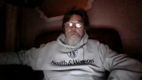 Snapshot of runningaround60 chatting on December 2024 10:05:02 AM runningaround60 online show from December 2024 10:05:02 AM