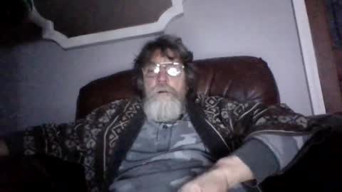 Snapshot of runningaround60 chatting on February 2025 03:10:02 AM runningaround60 online show from February 2025 03:10:02 AM