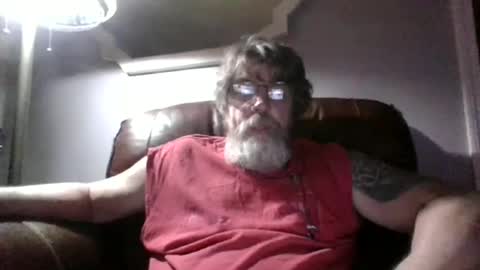 Snapshot of runningaround60 chatting on September 2025 01:49:01 AM runningaround60 online show from September 2025 01:49:01 AM