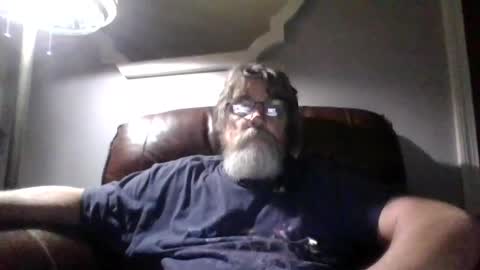 Snapshot of runningaround60 chatting on September 2025 02:02:01 AM runningaround60 online show from September 2025 02:02:01 AM