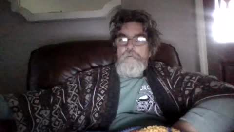 Snapshot of runningaround60 chatting on October 2025 11:42:01 AM runningaround60 online show from October 2025 11:42:01 AM