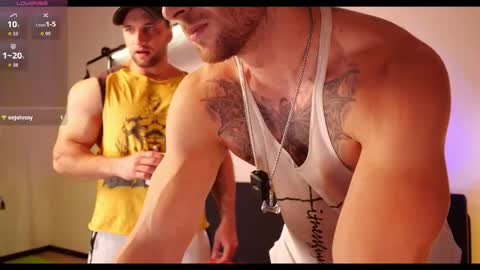 Paul online show from October 2025 07:11:02 PM