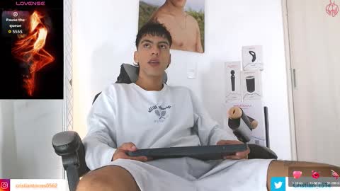  R U S S E L L  online show from February 2026 11:03:01 PM