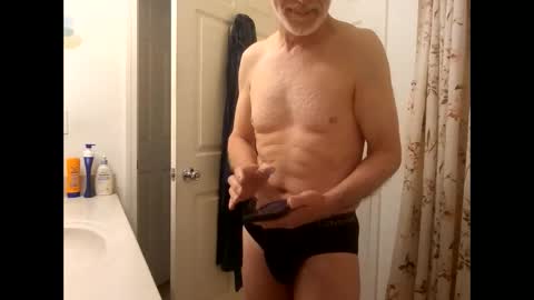 Snapshot of rustyx22 chatting on February 2025 07:30:02 PM Rusty online show from February 2025 07:30:02 PM