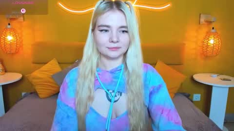 Snapshot of ruthbryant chatting on November 2025 12:31:01 AM ruthbryant online show from November 2025 12:31:01 AM