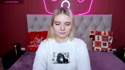 Snapshot of ruthbryant chatting on December 2025 12:48:01 AM ruthbryant online show from December 2025 12:48:01 AM