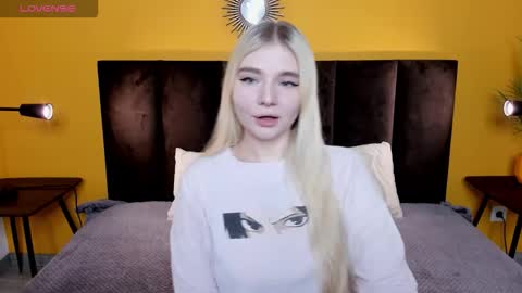 Snapshot of ruthbryant chatting on December 2025 12:41:02 AM ruthbryant online show from December 2025 12:41:02 AM