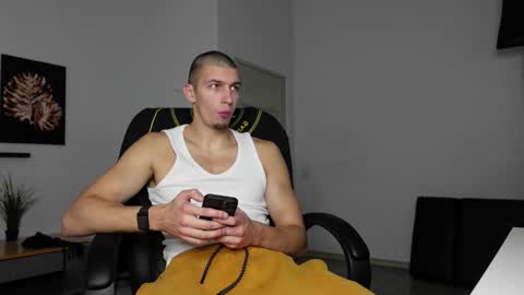 RYAN DOZER online show from October 2025 07:49:02 AM