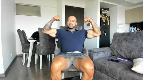 Snapshot of ryanjhonston chatting on May 2026 11:37:02 AM Ryan online show from May 2026 11:37:02 AM