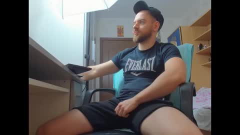 Ryanstone  online show from November 2025 05:41:02 AM