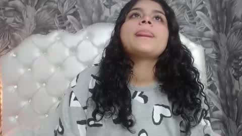 Snapshot of rylierouse chatting on November 2025 09:57:01 AM rylierouse online show from November 2025 09:57:01 AM