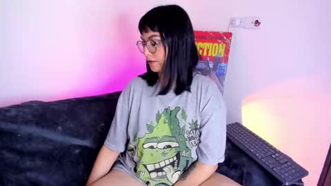 Val online show from November 2025 05:40:01 AM