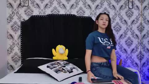 Saara Brown online show from September 2025 11:46:02 AM