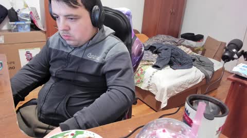 Snapshot of saboda chatting on December 2024 02:52:02 PM 1141323 my Lord Mister Max moms treasure online show from December 2024 02:52:02 PM