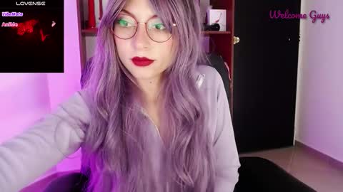 Sabrina online show from November 2025 09:59:01 PM