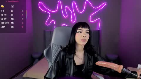 sabri   online show from October 2025 01:44:01 PM