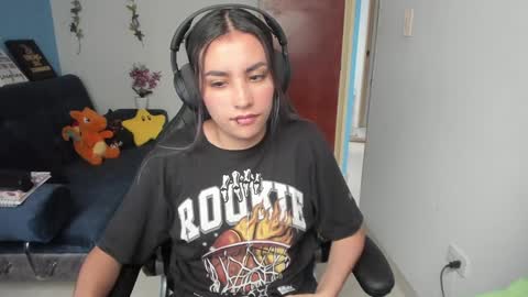 Angie  online show from January 2025 08:04:02 PM