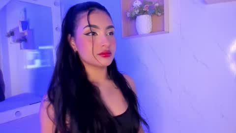 mariana  online show from November 2025 05:51:01 AM