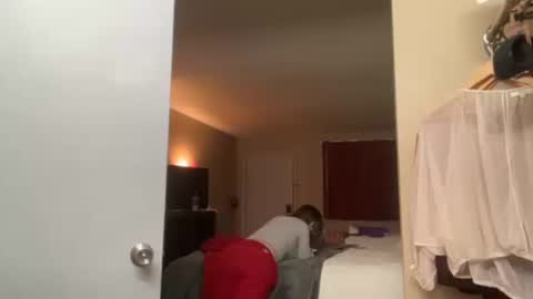 IM BACK BITCHES Wheres my group of SEXY SLUTS online show from December 2024 12:07:02 AM