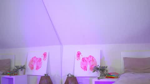 Sabrina online show from October 2025 03:17:01 AM