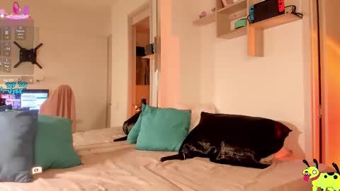 Sabrina  online show from November 2025 01:05:02 AM