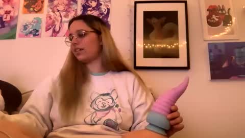 Snapshot of sadgirlsocial chatting on November 2025 01:48:02 AM sweet angel baby online show from November 2025 01:48:02 AM