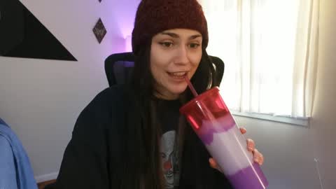 Sadie Renee  online show from December 2024 08:44:01 PM