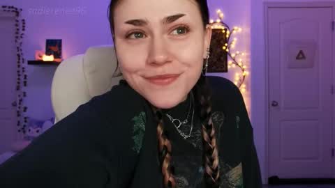 Sadie Renee  online show from February 2026 11:22:01 PM