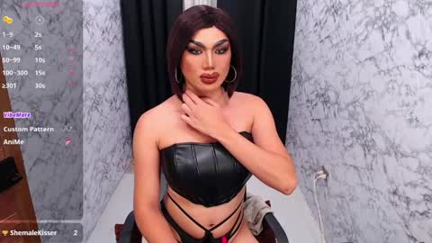 Snapshot of sadistictmistress_verra chatting on May 2026 10:40:02 PM Verra Monroe online show from May 2026 10:40:02 PM
