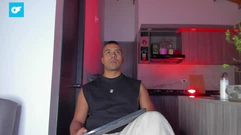 Snapshot of sag_1998 chatting on February 2025 02:48:02 AM Sag online show from February 2025 02:48:02 AM