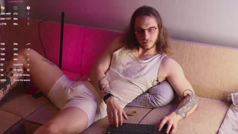 Adam online show from December 2024 09:06:02 AM