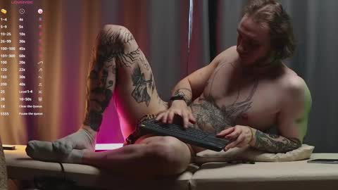 Adam online show from February 2025 08:50:01 AM