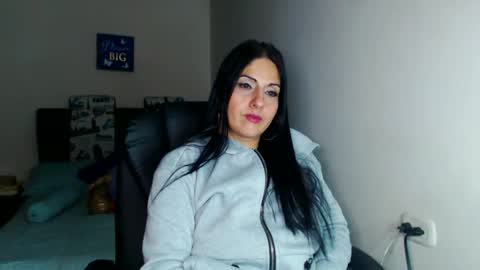 Karina online show from January 2025 05:52:02 AM