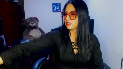 Karina online show from October 2025 02:42:02 AM