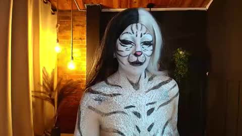 SARA online show from October 2025 05:19:01 AM