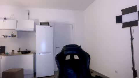 Sofia online show from March 2025 10:54:01 PM