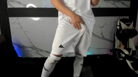 Juan online show from October 2025 11:10:02 PM