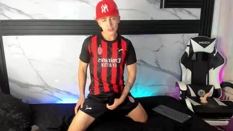 Juan online show from November 2025 06:13:02 AM