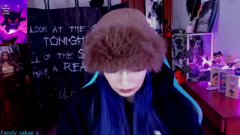    online show from December 2025 09:05:02 AM