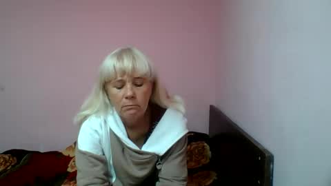 Snapshot of sakura_blonde chatting on September 2025 09:53:01 PM sakura_blonde online show from September 2025 09:53:01 PM