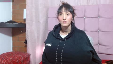 Sakura Skinny online show from December 2024 01:11:01 PM
